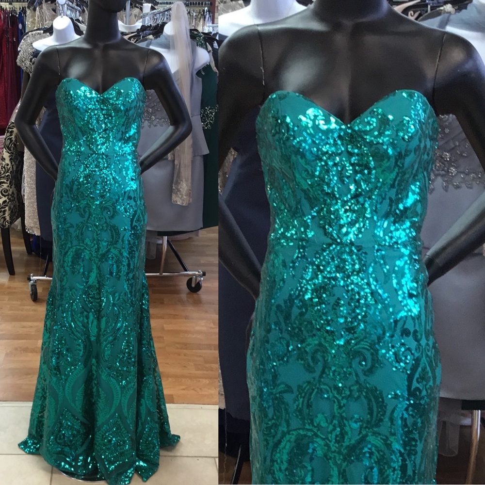 Strapless long emerald green sequin dress size 8 nwt